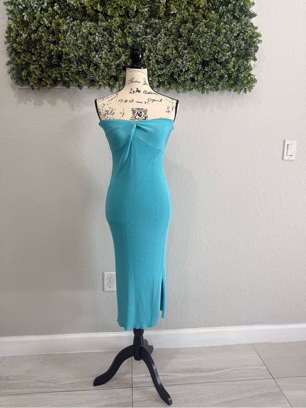 House of Harlow 1960 Turquoise Strapless Midi Dress Size S